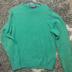 Men’s medium vineyard vine sweater